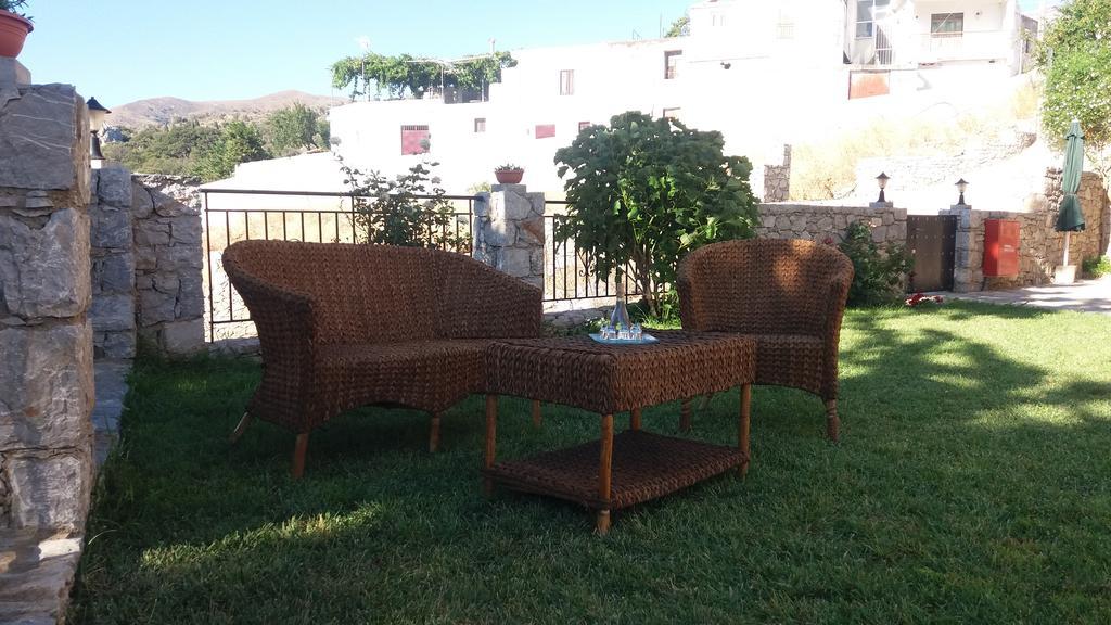 Petrochori Aparthotel Экстерьер фото